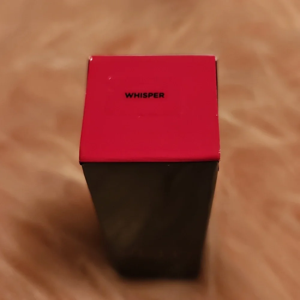 🆕️Victoria's Secret Very Sexy Lipstick In WHISPER